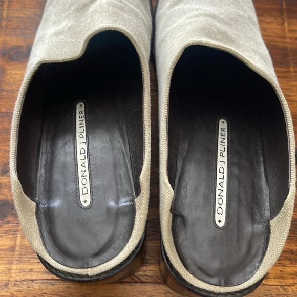 Donald J Pliner Mules Square Toe Heels Womens Sz 7 Beige Tan - Picture 6 of 16